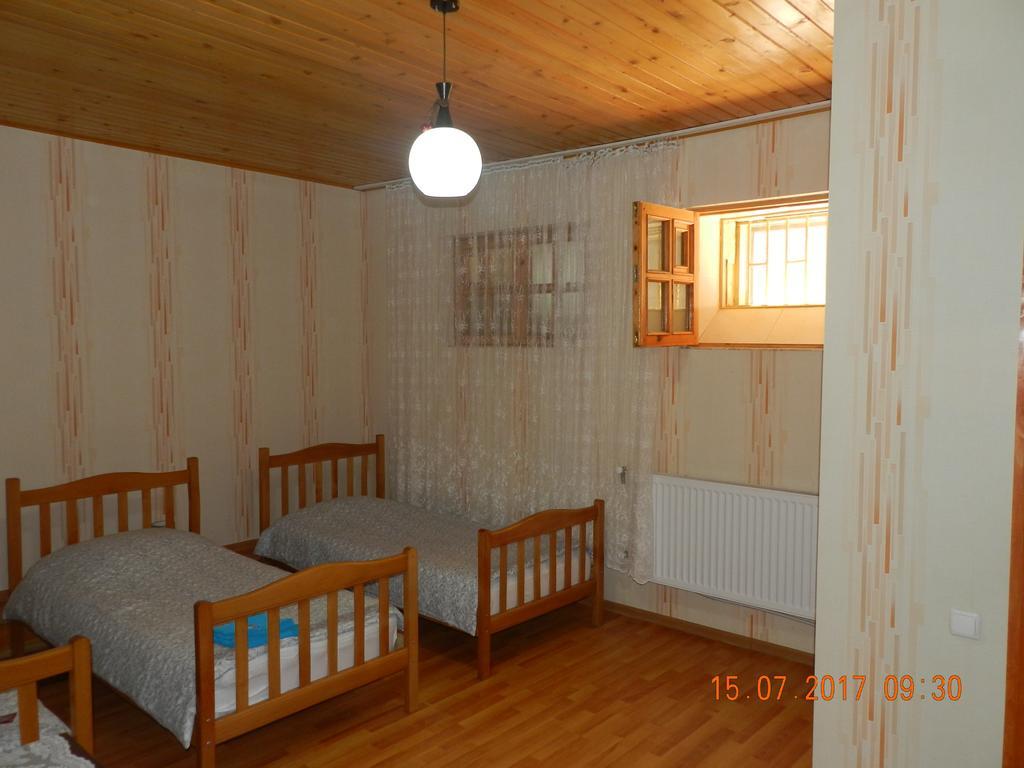 Room 404 Guest House Тбілісі Екстер'єр фото